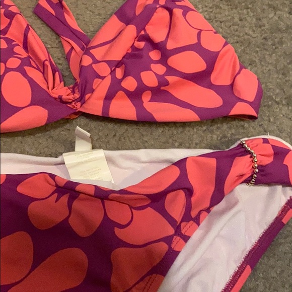 Perry Ellis Floral Bikini - Picture 2 of 3